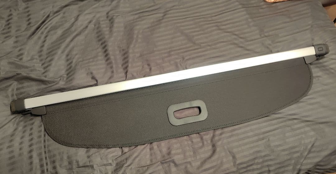 新品未使用 スバル　GU型　クロストレック用トノカバー　 純正