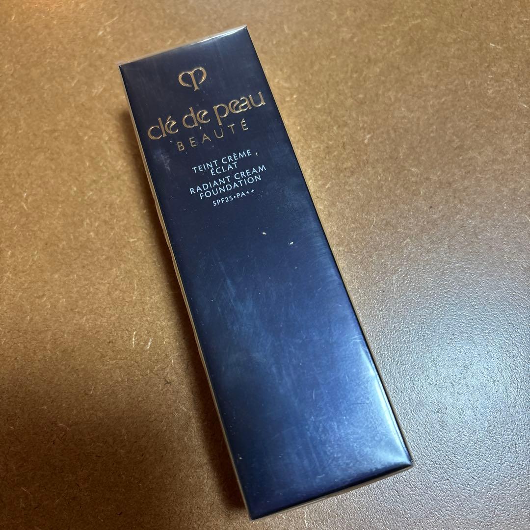 クレ・ド・ポー ボーテ タン クレーム エクラn ピンクオークル10