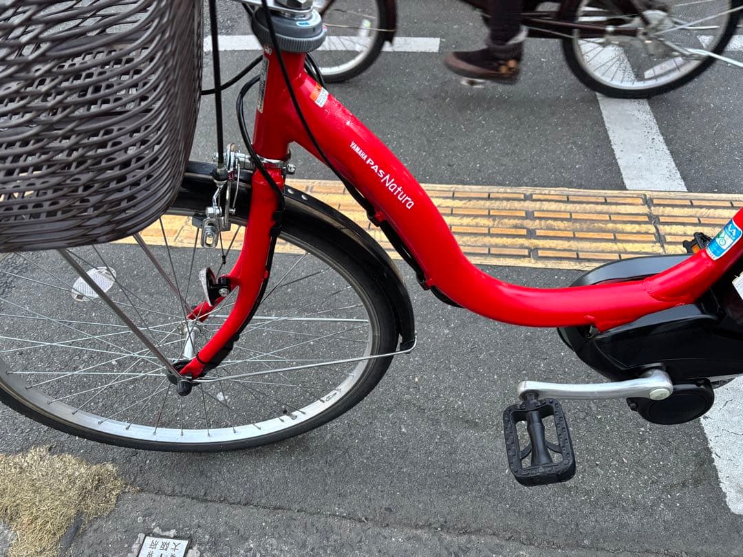 中古24インチYAMAHA電動アシスト自転車　8.7Ah 大阪　006番