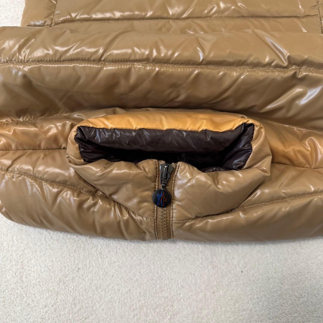 MONCLER ダウンベスト　キャメル　サイズ1 ロゴワッペン　ダブルジップ