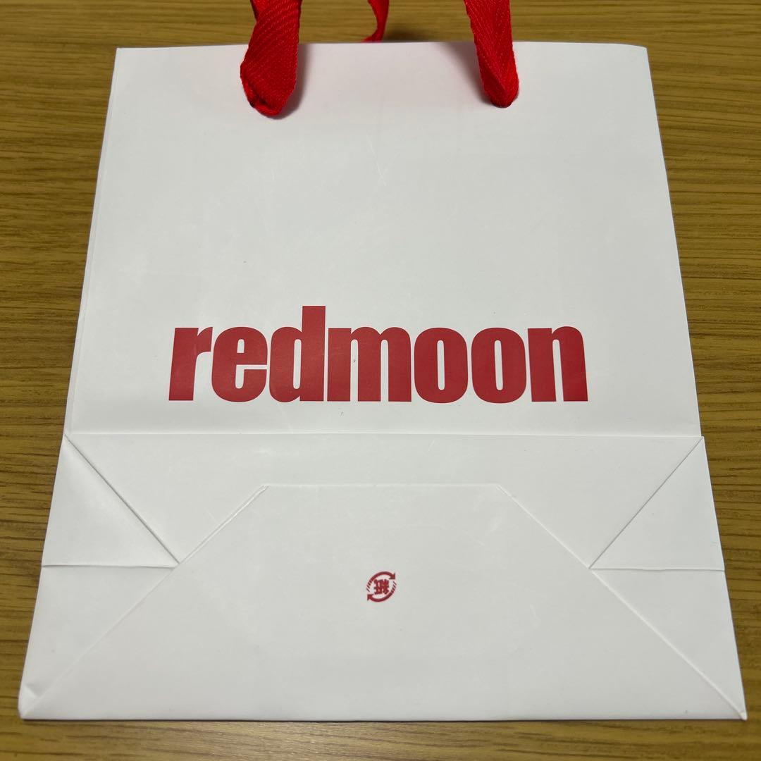 RED MOONの二つ折り財布