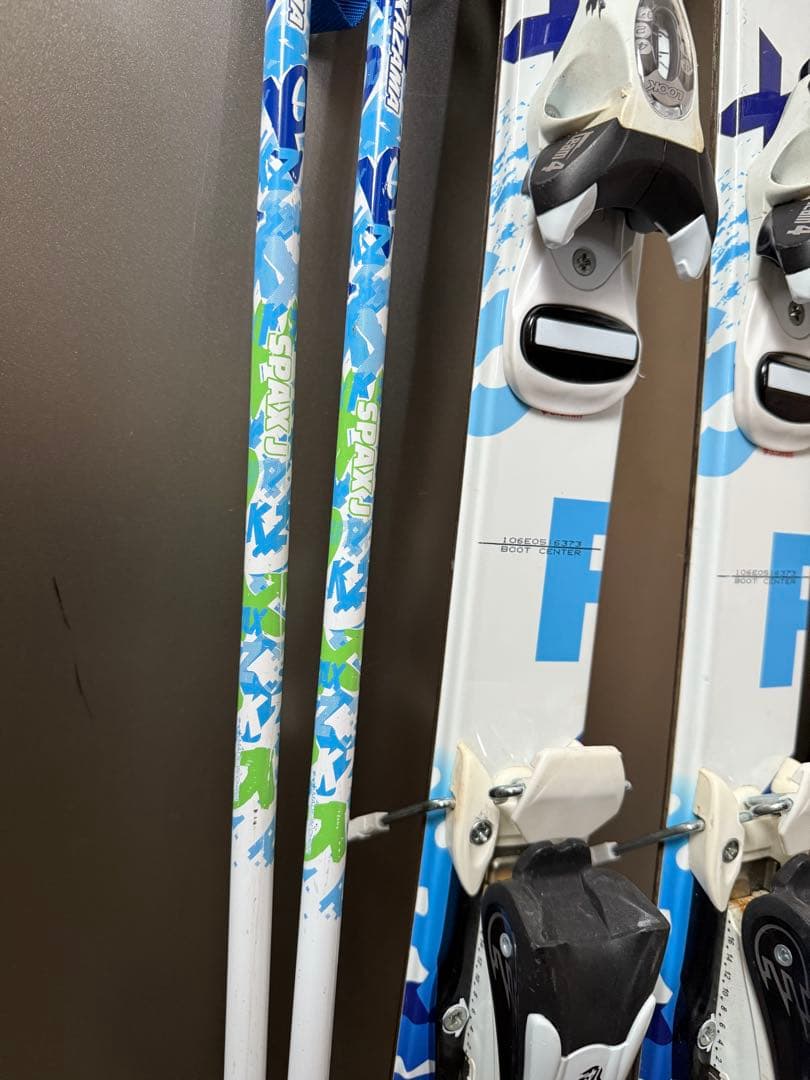 《札幌市内手渡し可能》スキー 3点セット ブーツ 板 ストック kazama