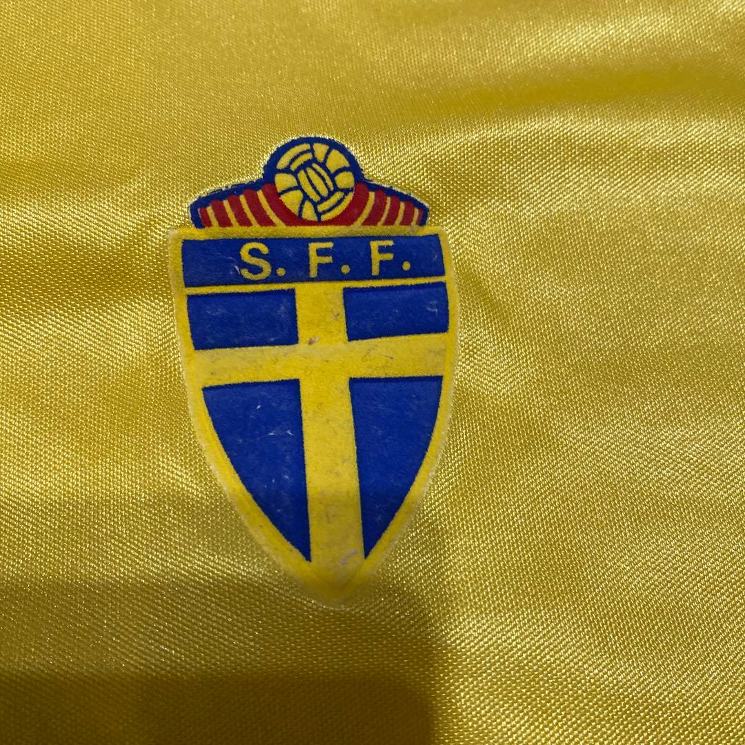 adidas スウェーデン代表 シャツ Mサイズ