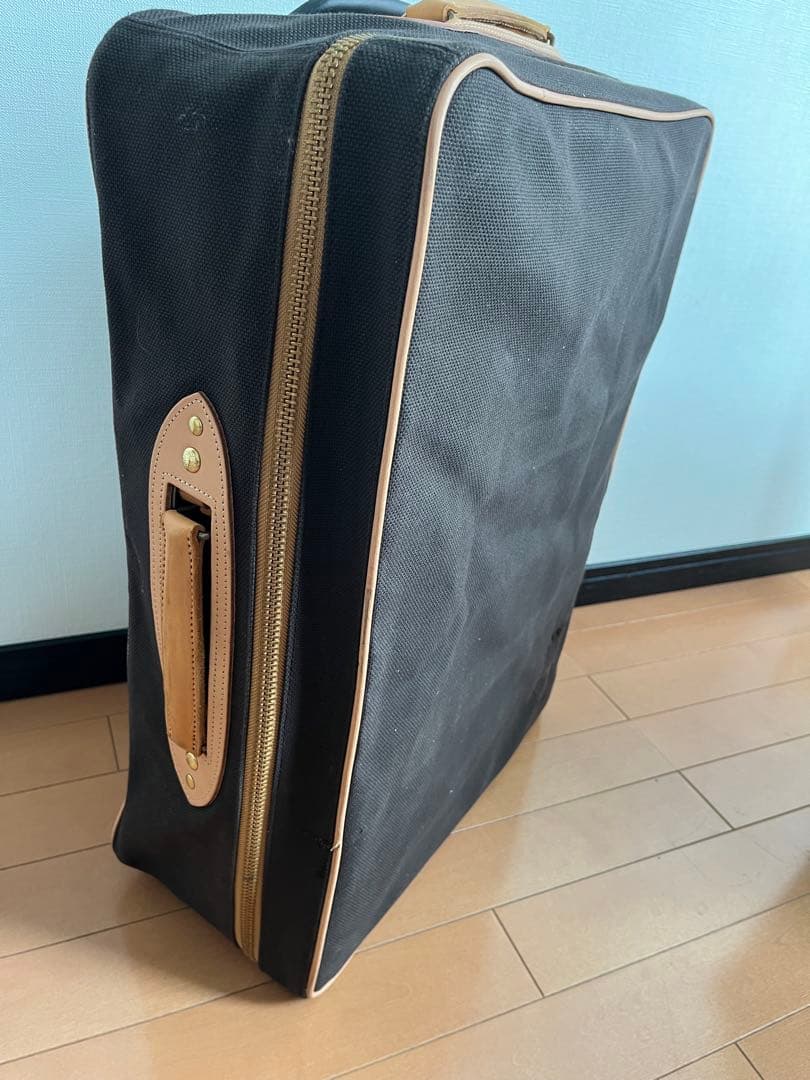 グローブトロッターGLOBETROTTER 21インチ超美品サファリ キャリー