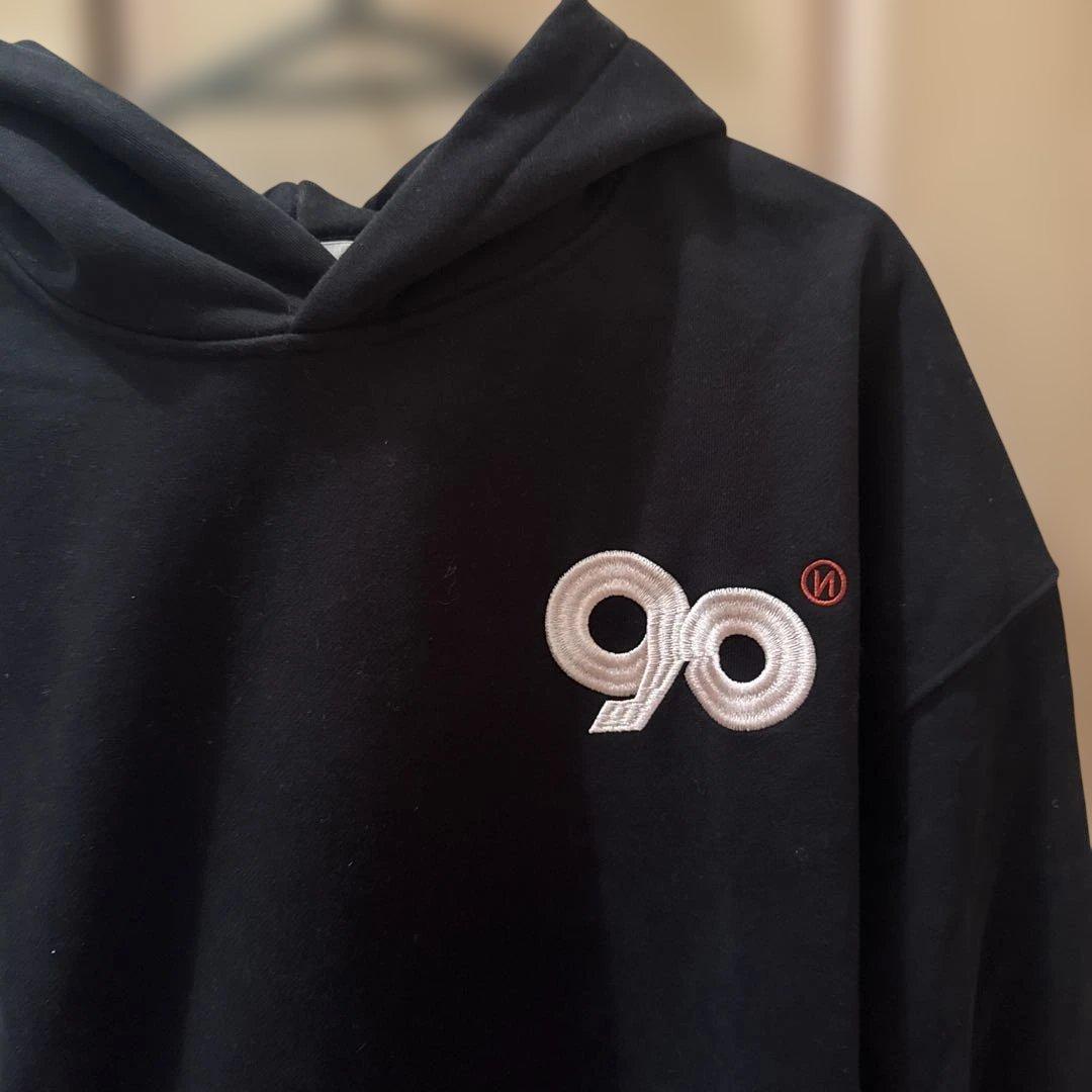 9*m様 9090 人気モデル　ブラックパーカー