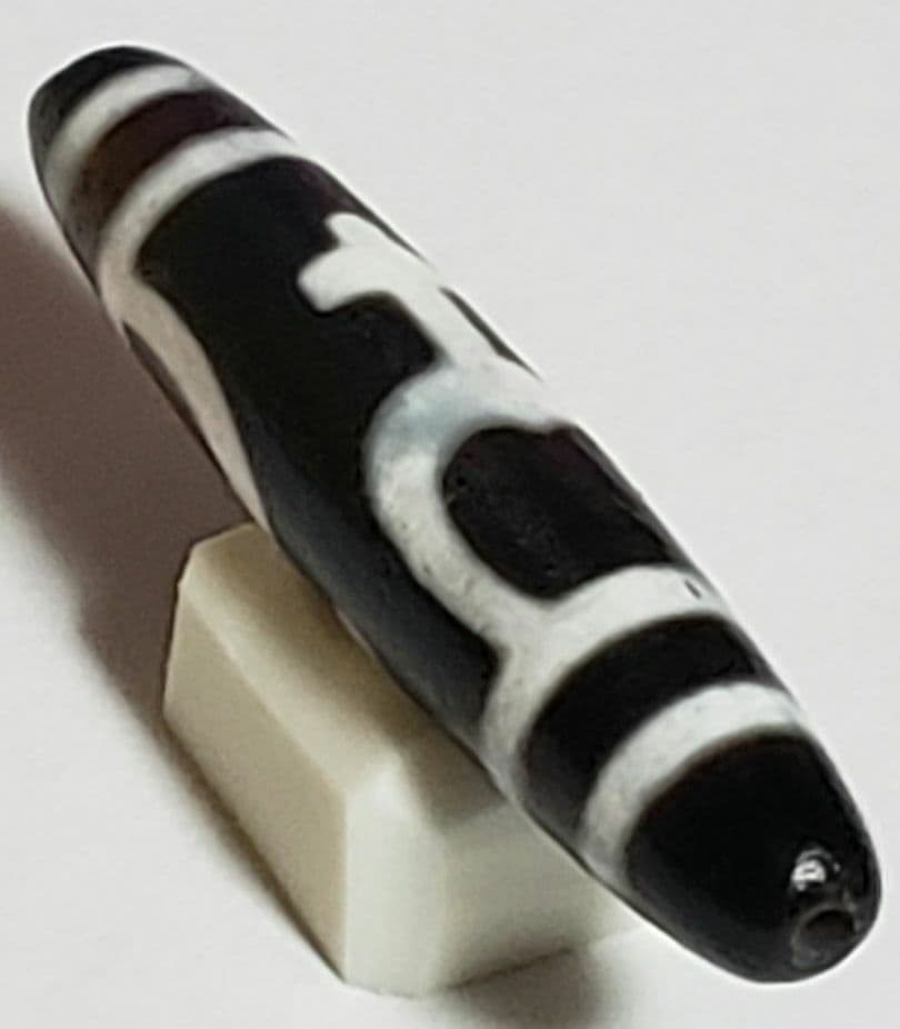 101 天珠 ・ dzibeads ・珍品・石 品名: 宝瓶 天珠 12,9ｇ