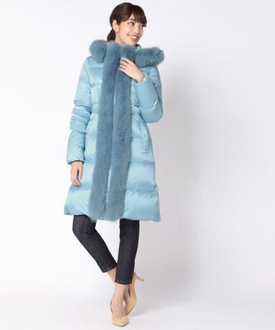 【今月限定価格】Viaggio Blu 水色 シャイニーシャンブレーロングダウン