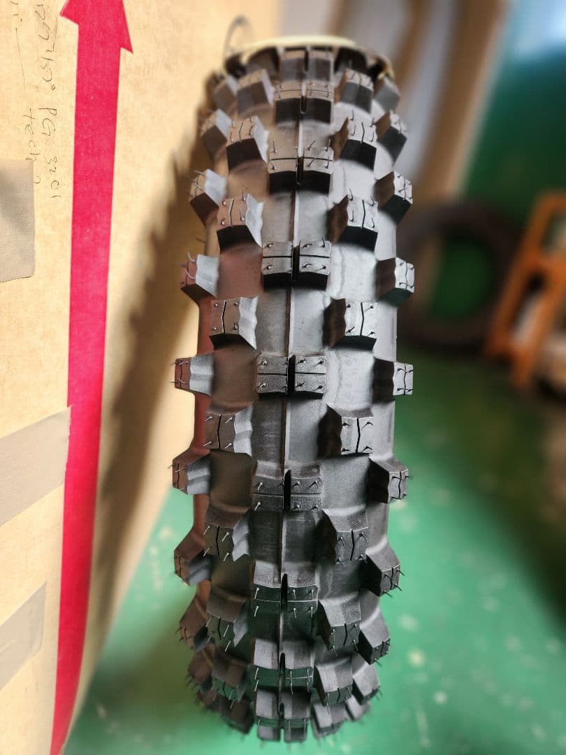 パーツ Shinko R546 Cheater 110/100-18