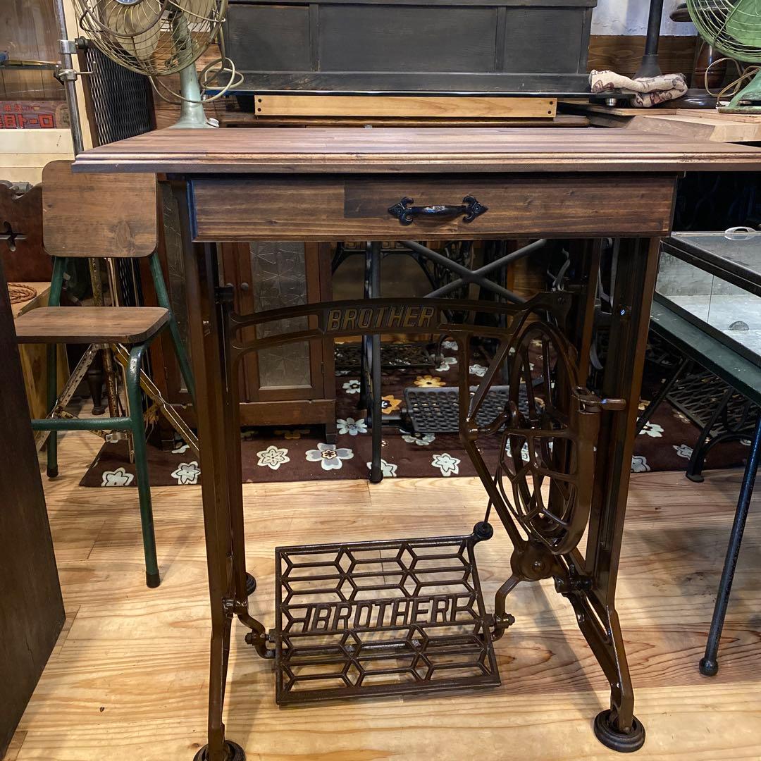 アンティークミシン脚テーブル