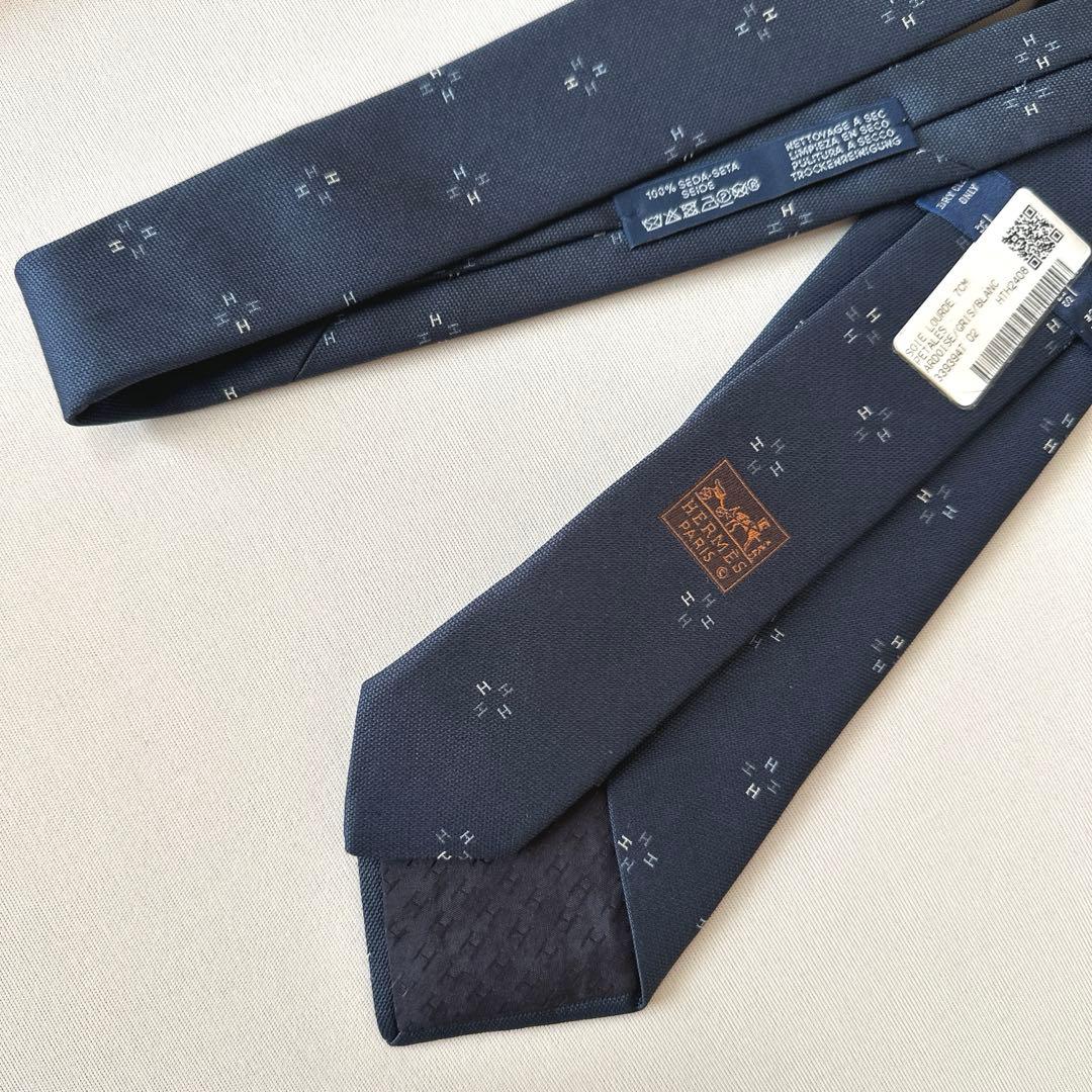 エルメス ネクタイ《ペタル》 新品 未使用