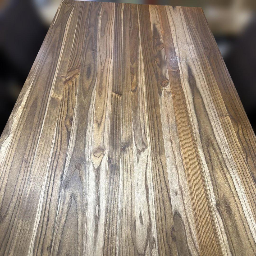 木目調ダイニングテーブル