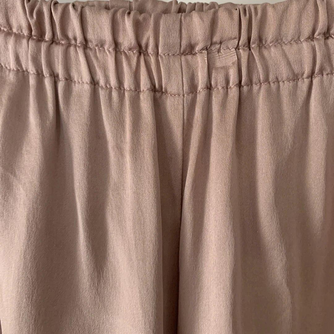 ワコール　睡眠科学　シルクサテンパジャマ