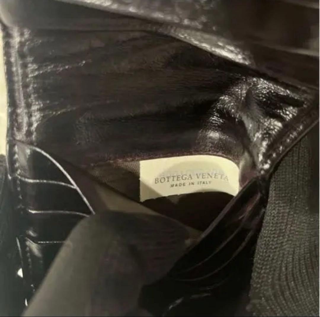 j*n様 【早い者勝ち】美品 BOTTEGA VENETA イントレチャート 財