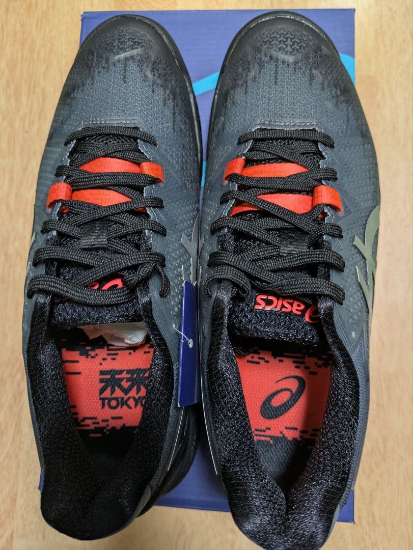 ASICS テニスシューズ レゾリューション8 ブラック/オレンジ