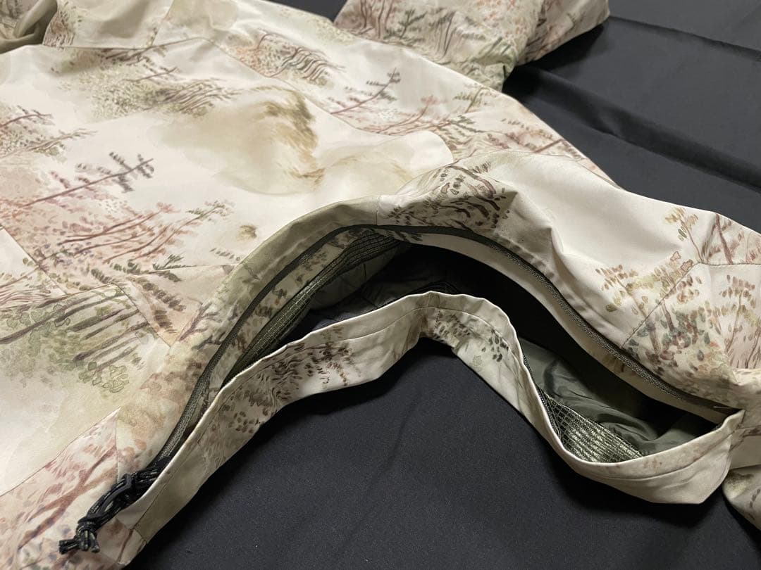 美品 BURTON ak GORE‑TEX 2L Swash Jacket