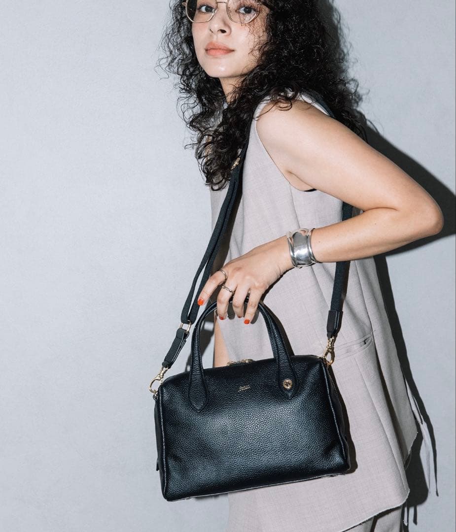 BEAURE ヴュレ カウレザー ボストン バッグ