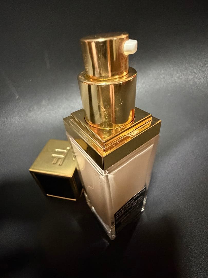 TOM FORD ARCHITECTURE リキッドファンデーション 30ml