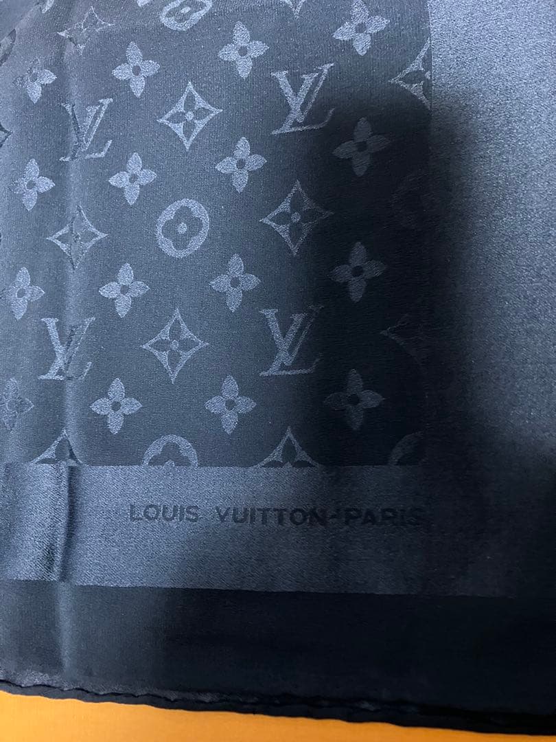 美品LOUIS VUITTON モノグラムクラシック スカーフ、ストール　ブルー