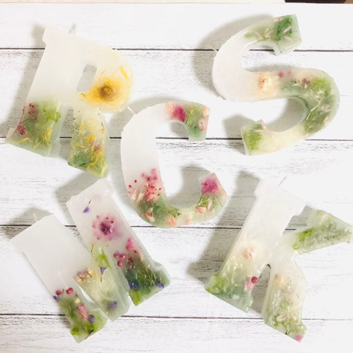 【1個販売】イニシャル キャンドル オブジェ アルファベット 結婚式