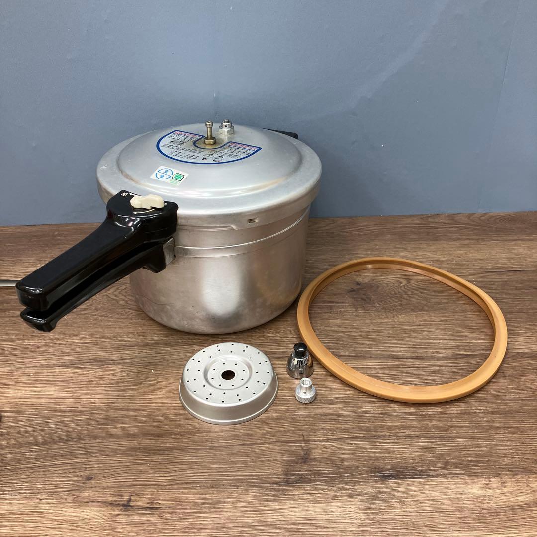 E-2 CO・OP 北陸アルミ 圧力鍋 5.5L 大容量 レトロ キッチン用品