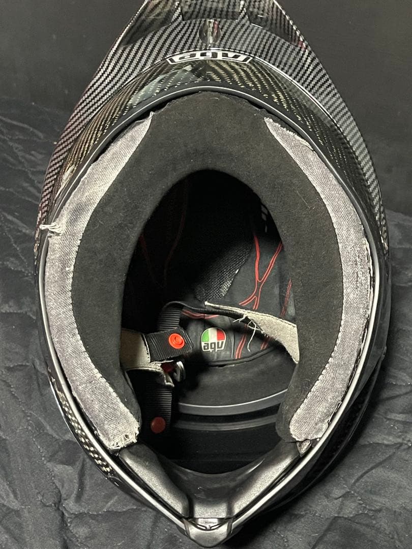AGV カーボンファイバー フルフェイスヘルメット　pista gp r