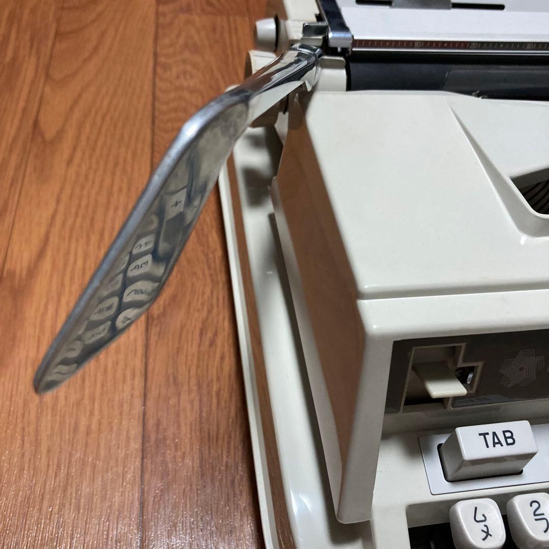 タイプライター　HERMES3000 ヘルメス　蚤の市　アンティーク