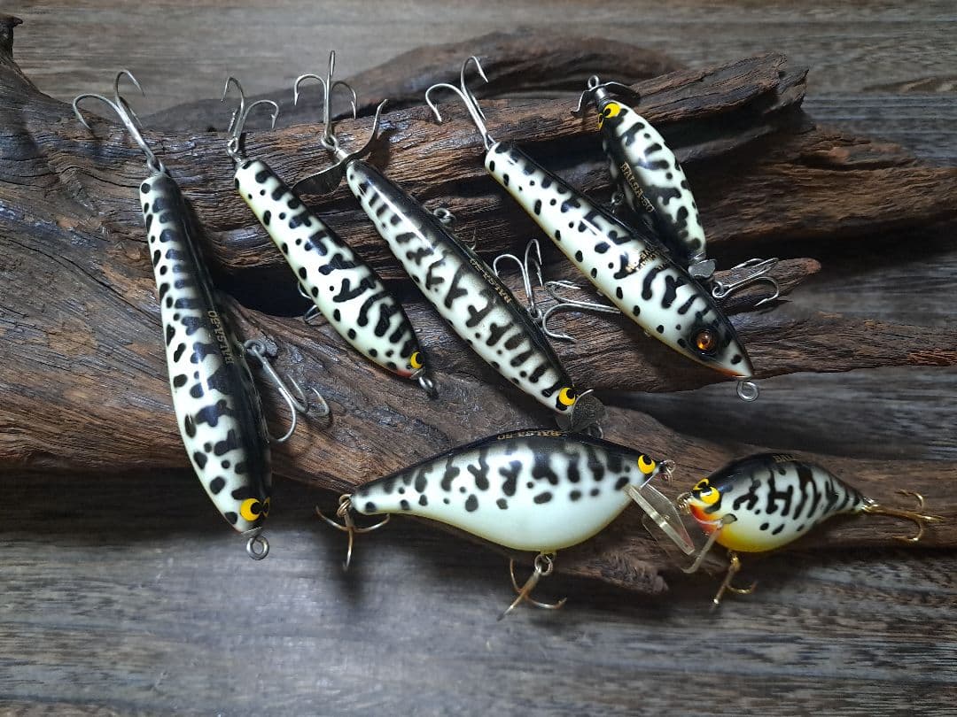 実釣未使用　美品　バルサ50　ホワイトコーチドッグ　7個セット　オリオリ　フグ