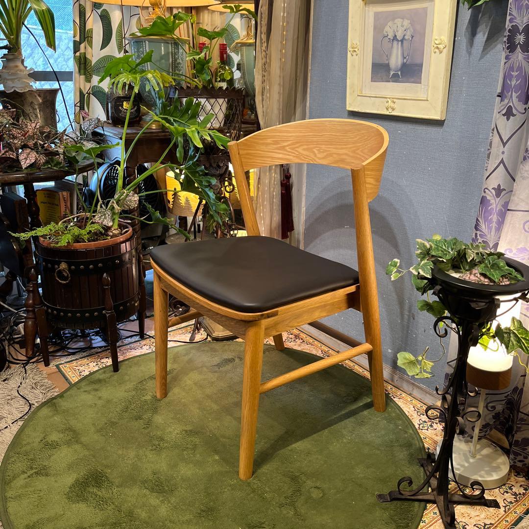 HCake:))) 　L２SOLK チェア カスタマイズ座面張り込み仕上げ