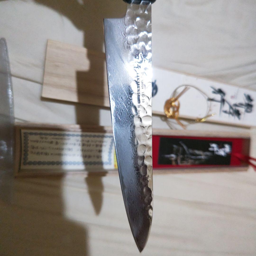 ダマスカス波紋仕上げの鋼製包丁(ペティーナイフ)桐の箱入り