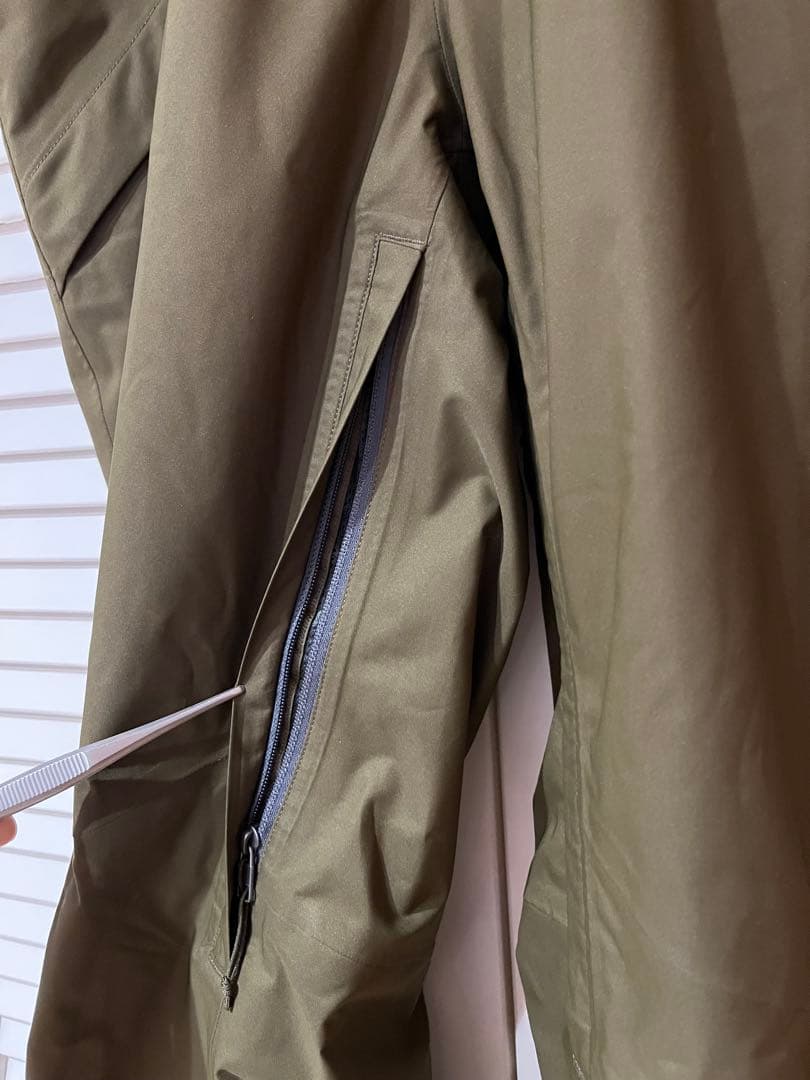 ⭐︎着用少なめ⭐︎パタゴニア　スノーショット　スノーボードパンツ　サイズM