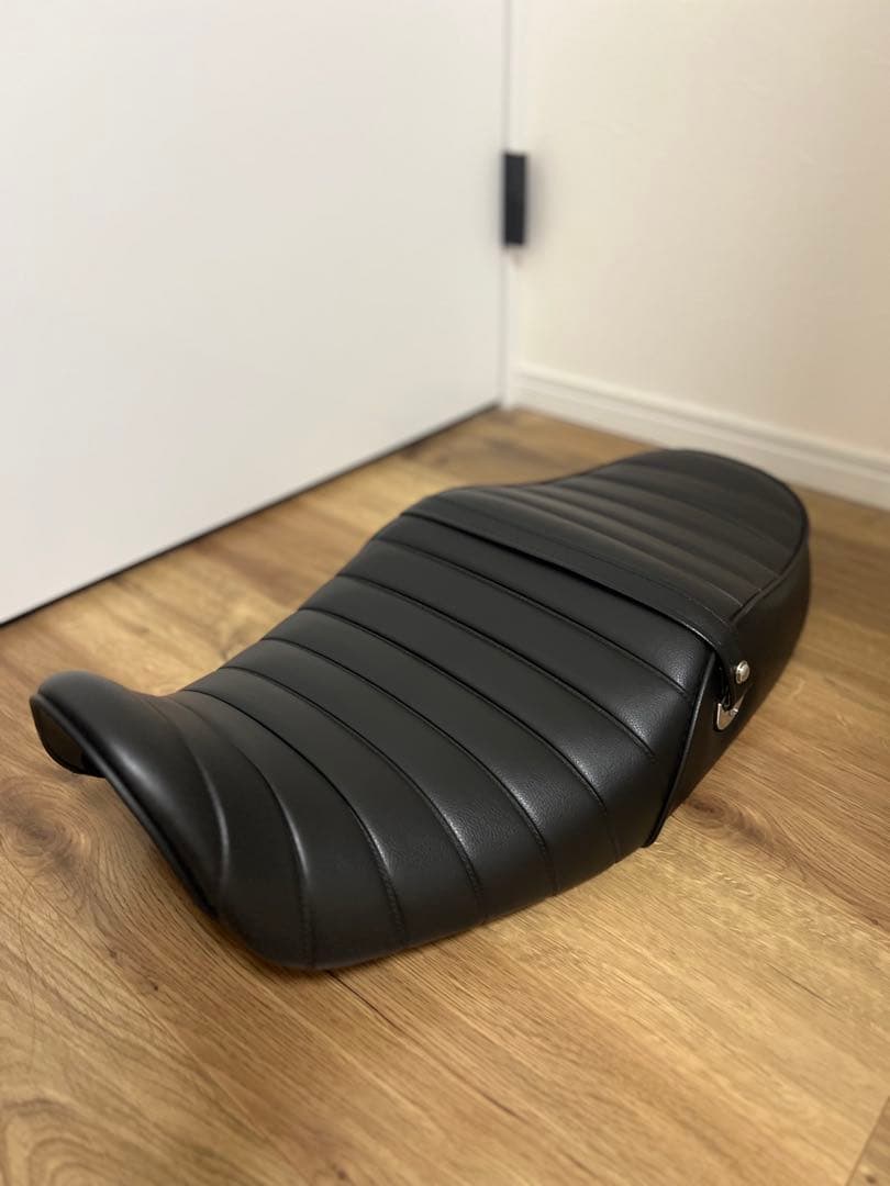 Z900RS用シート　PMC ARCHI