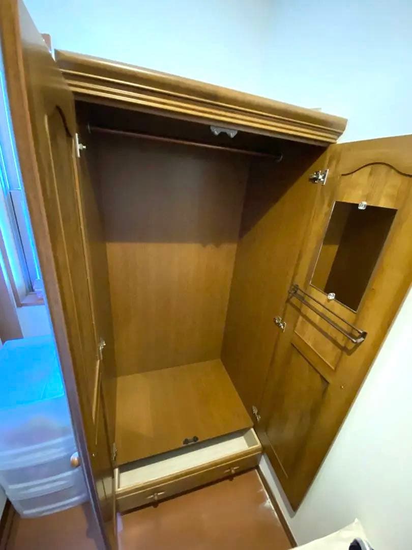 木製クラシック洋服タンス ハンガーラック付き　引き取り限定　横浜