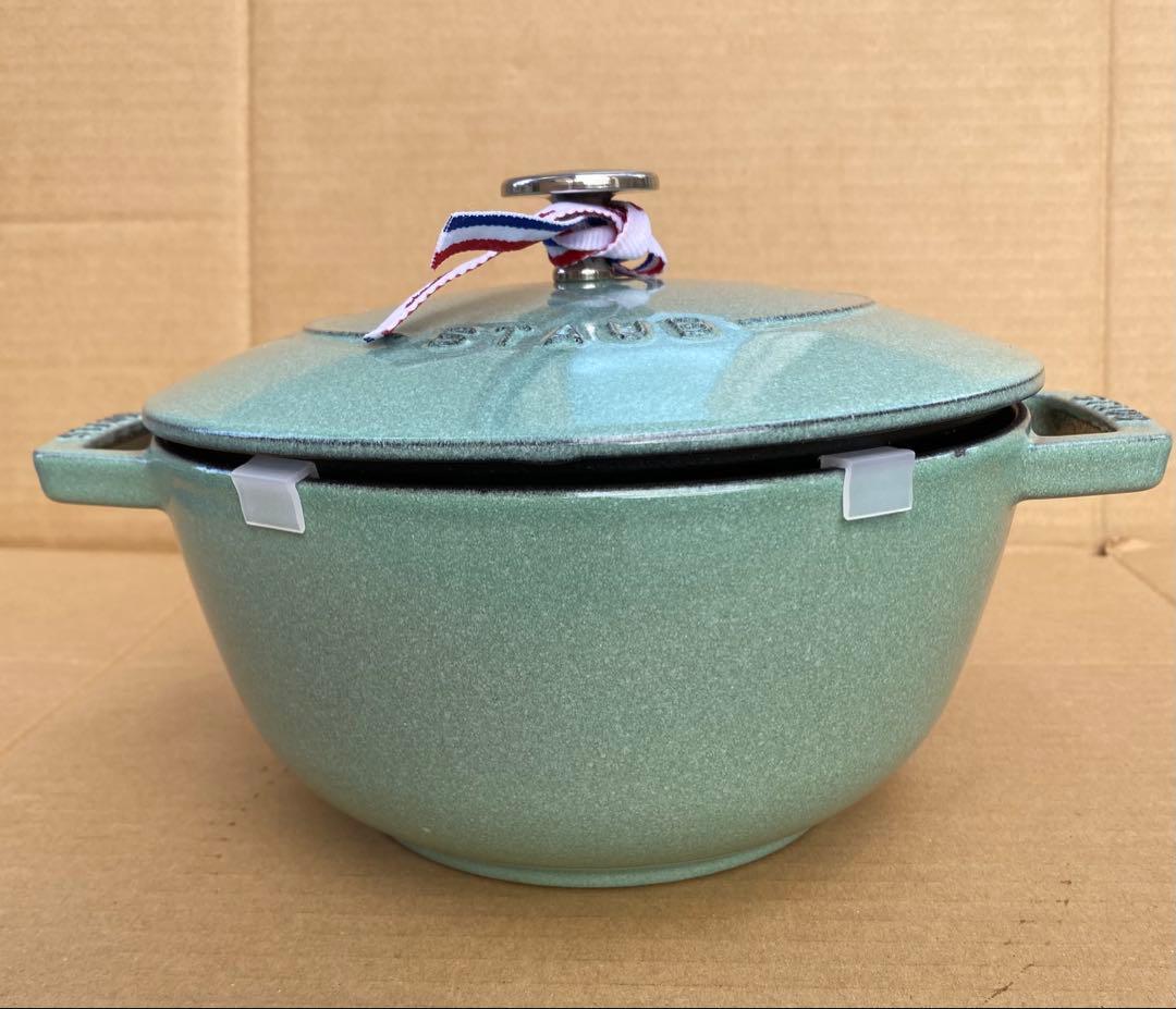 ストウブ　Wa-NABE 20cm Ｌ セージグリーン【生涯保証あり】