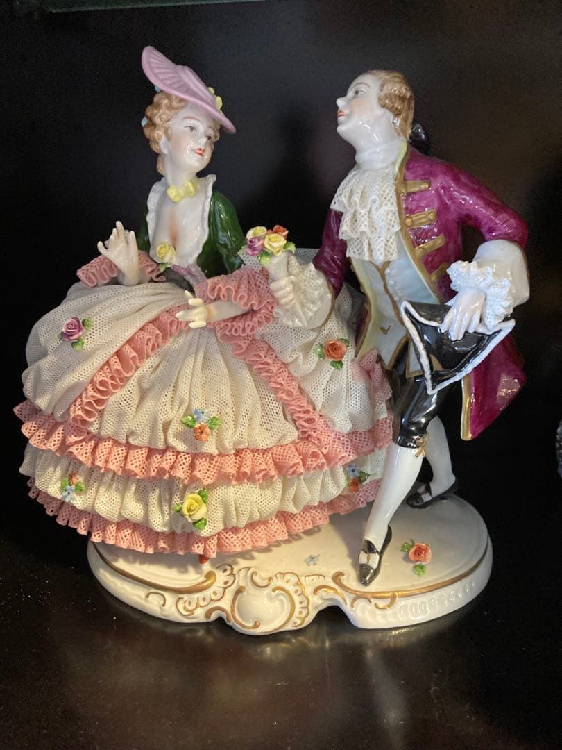 アイリッシュドレスデン　レースドール　貴族カップル
