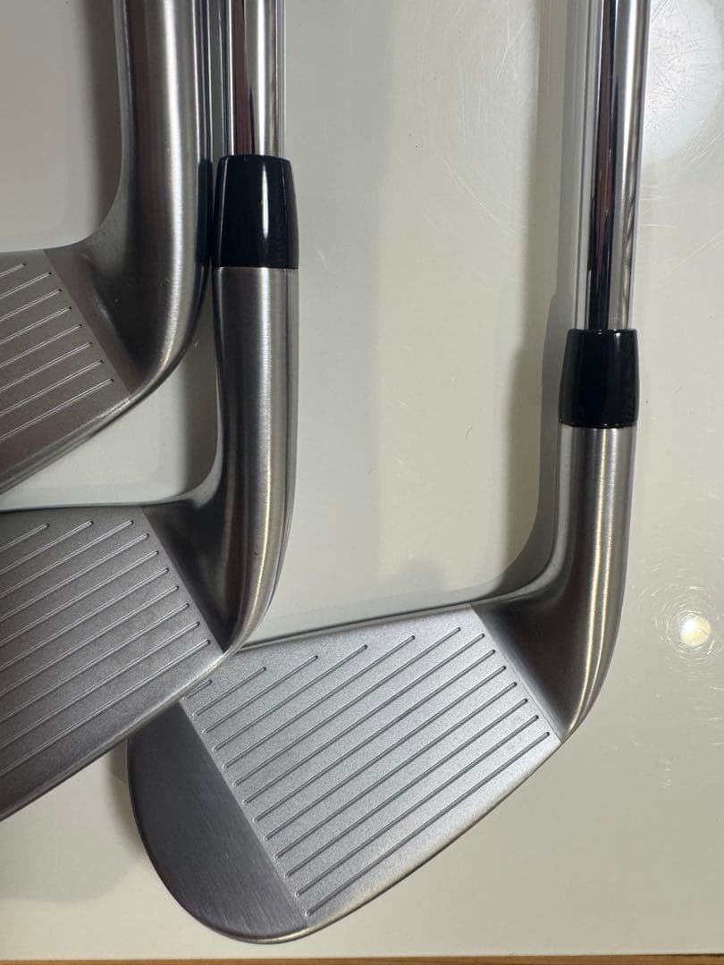 O*s様 美品タイトリストT150 2025 P〜6 AMTシルバー