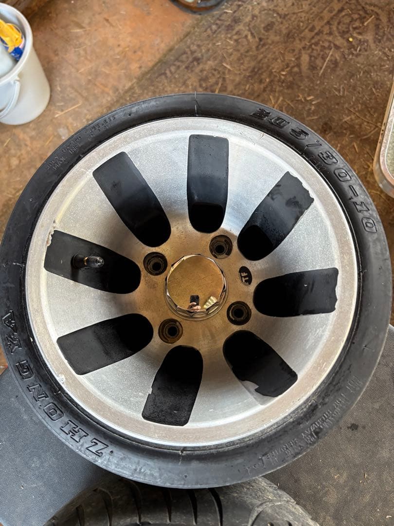 ジャイロx タイヤ　ホイール　2.05/30-10