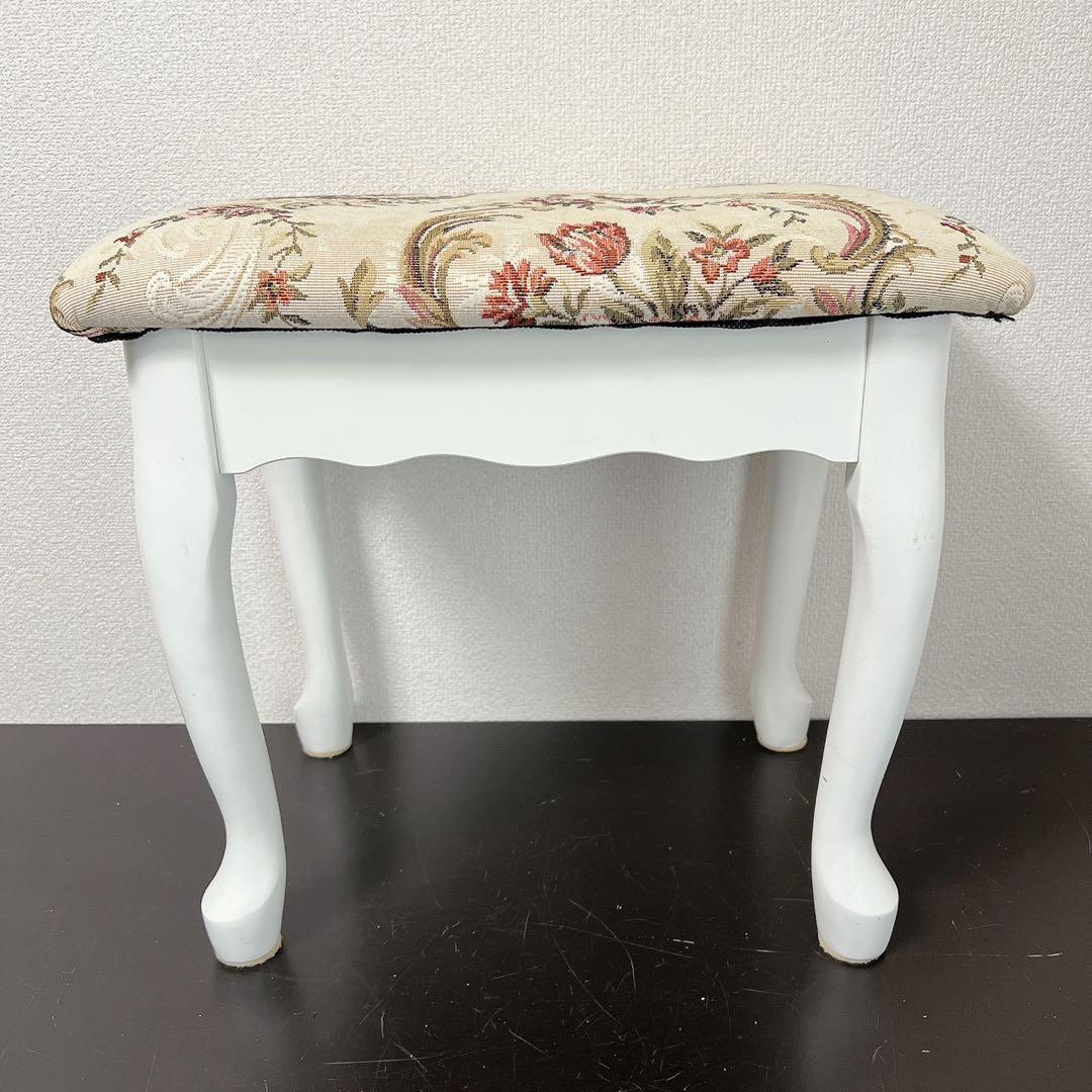 猫脚 スツール アンティーク調 姫系 椅子 チェア オットマン ロココ調ホワイト