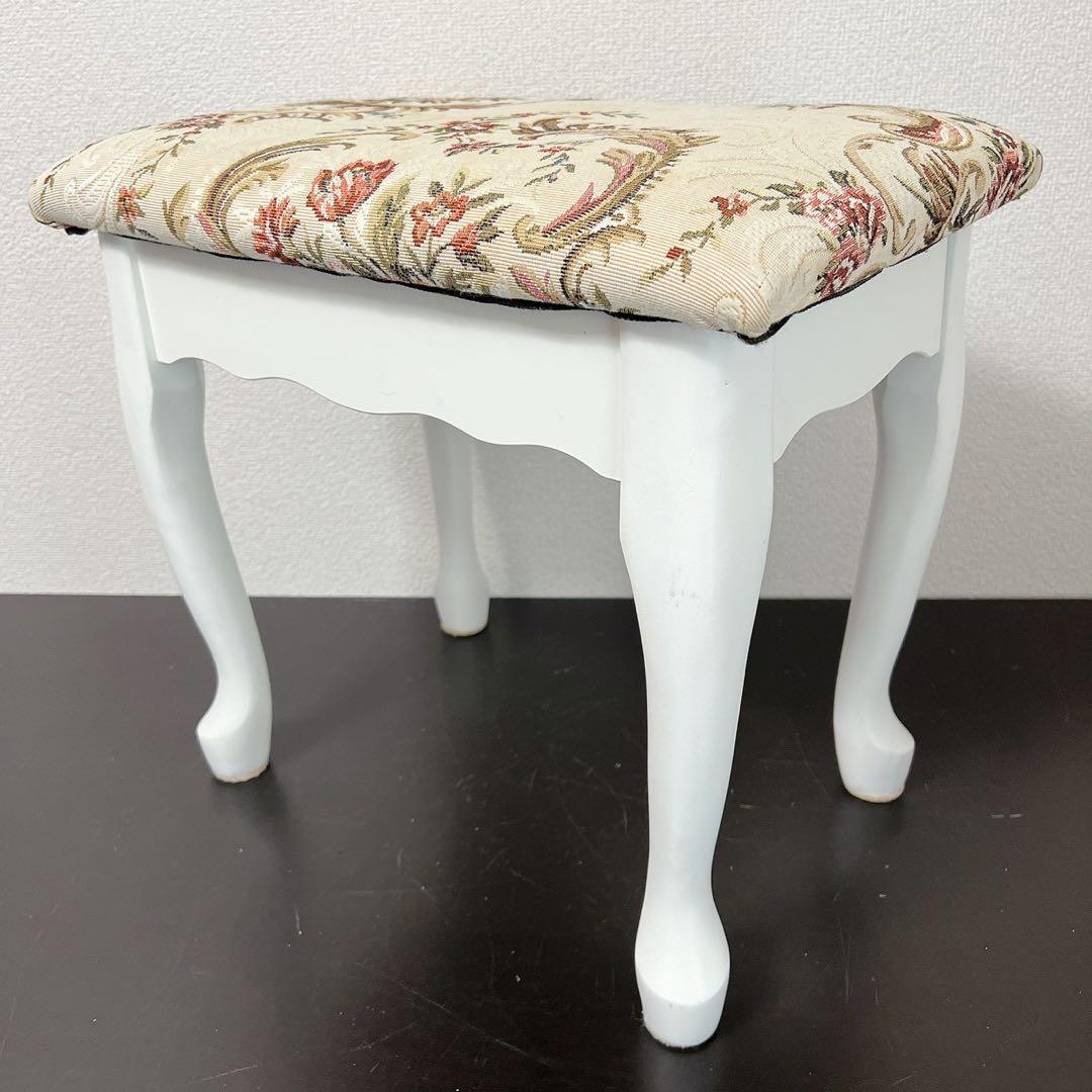 猫脚 スツール アンティーク調 姫系 椅子 チェア オットマン ロココ調ホワイト