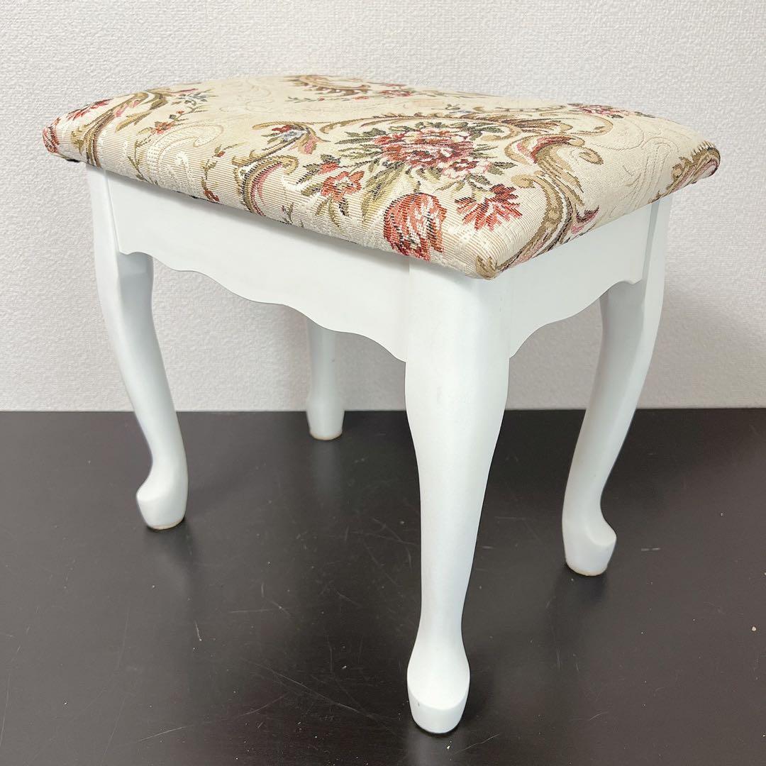 猫脚 スツール アンティーク調 姫系 椅子 チェア オットマン ロココ調ホワイト