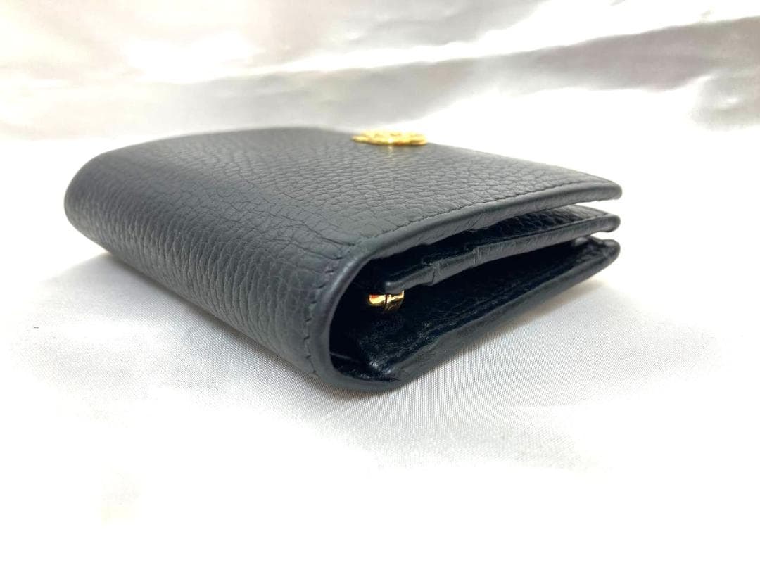 ♡ 美品 ♡ グッチ GGマーモント 二つ折り財布