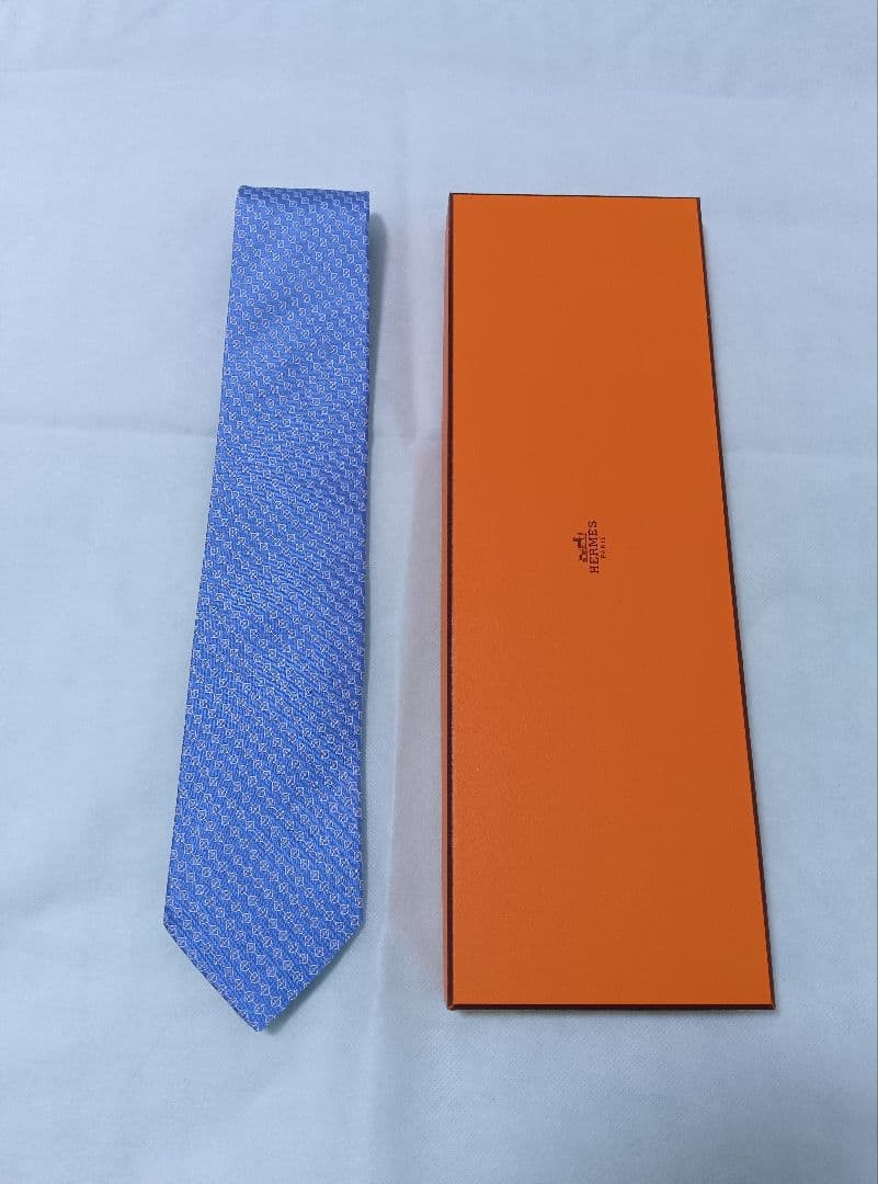 【未使用】HERMES　エルメス　ネクタイ　ブルー　高級　お洒落　ダンヒル