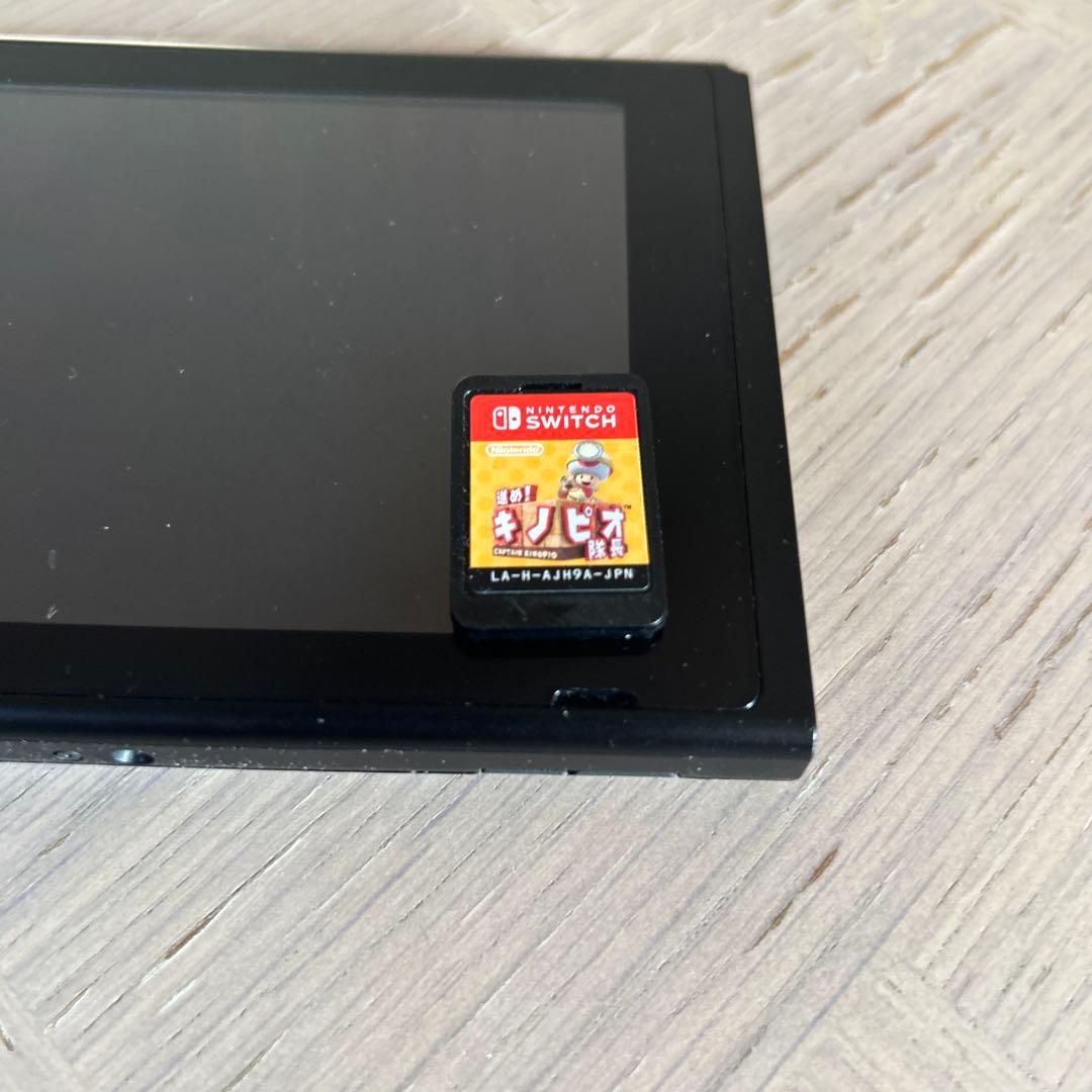 ニンテンドースイッチ本体のみとおまけのキノピオ隊長