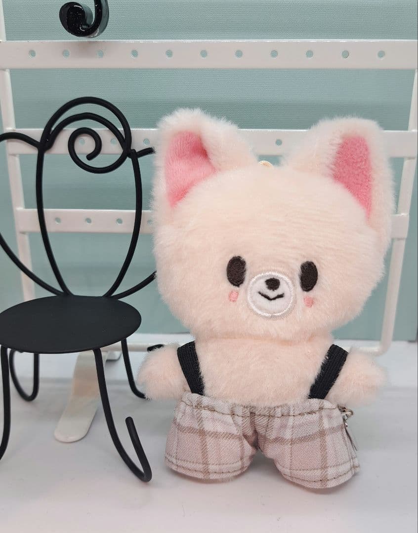 merryページ　SKZOOMINI ぬい服