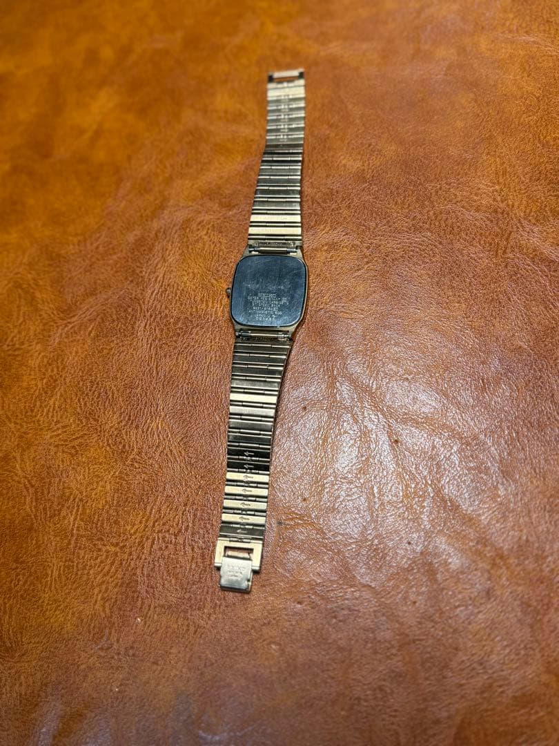 A67 希少 稼動品 SEIKO DOLCE レクタンギュラー 90年代