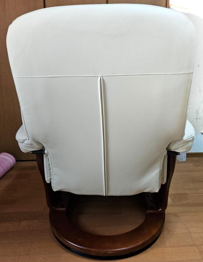 ★中古美品★＜タマリビング　ニース＞リクライニングソファチェア
