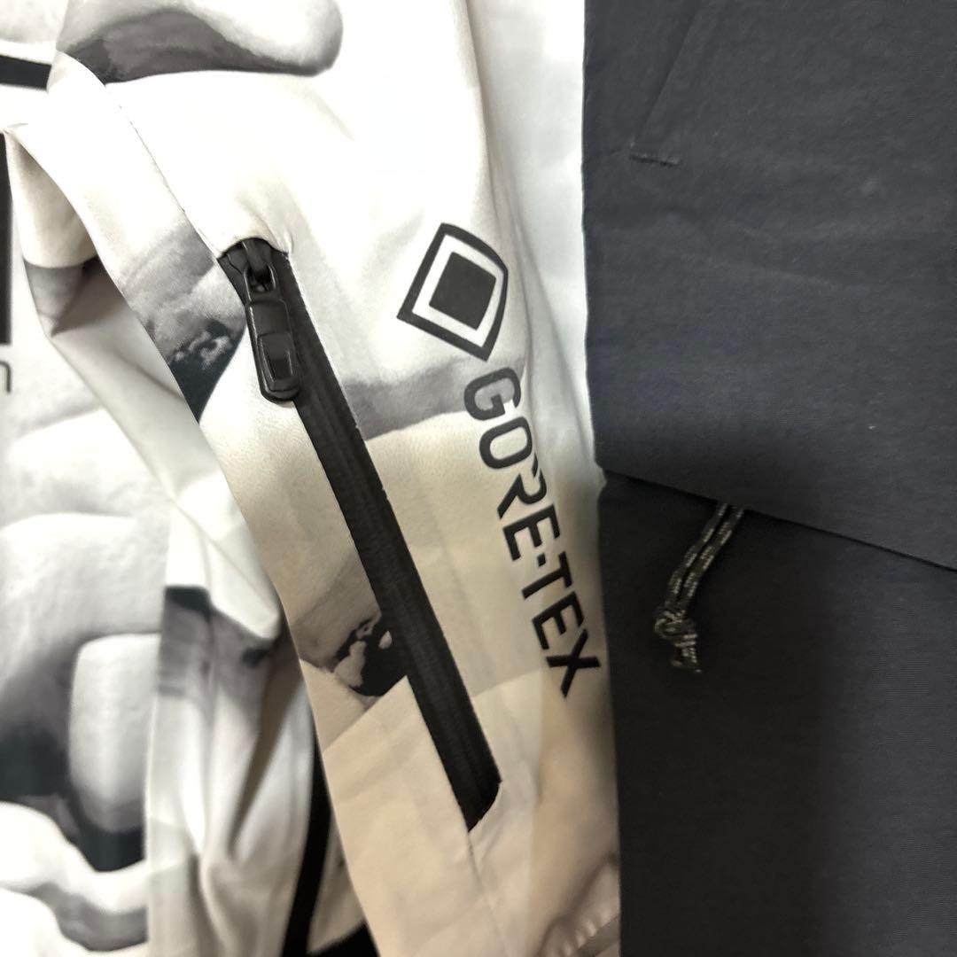 Burton [ak] GORE-TEX ジャケット　S