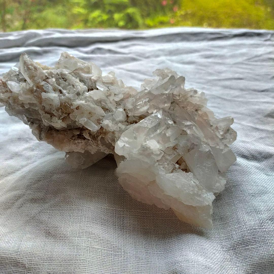 ヒマラヤ水晶クラスター656g　ピンク