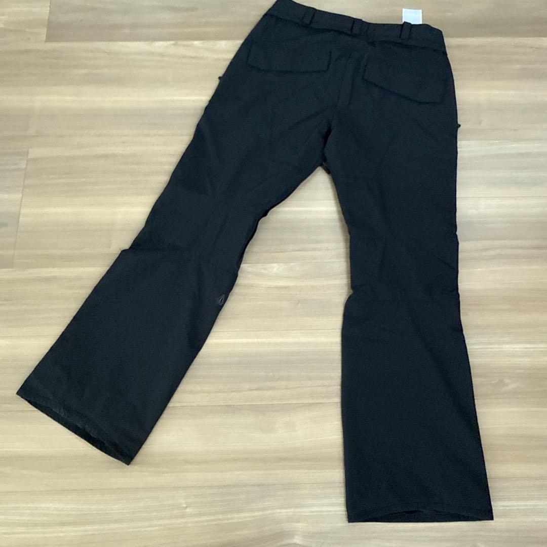 新品　VOLCOM ウェア　スノー　上下セット　Lサイズ　2025 セットアップ