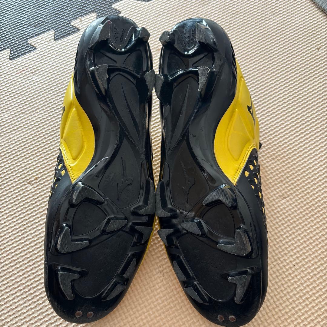 ミズノサッカースパイク　イグニタス　本田圭佑