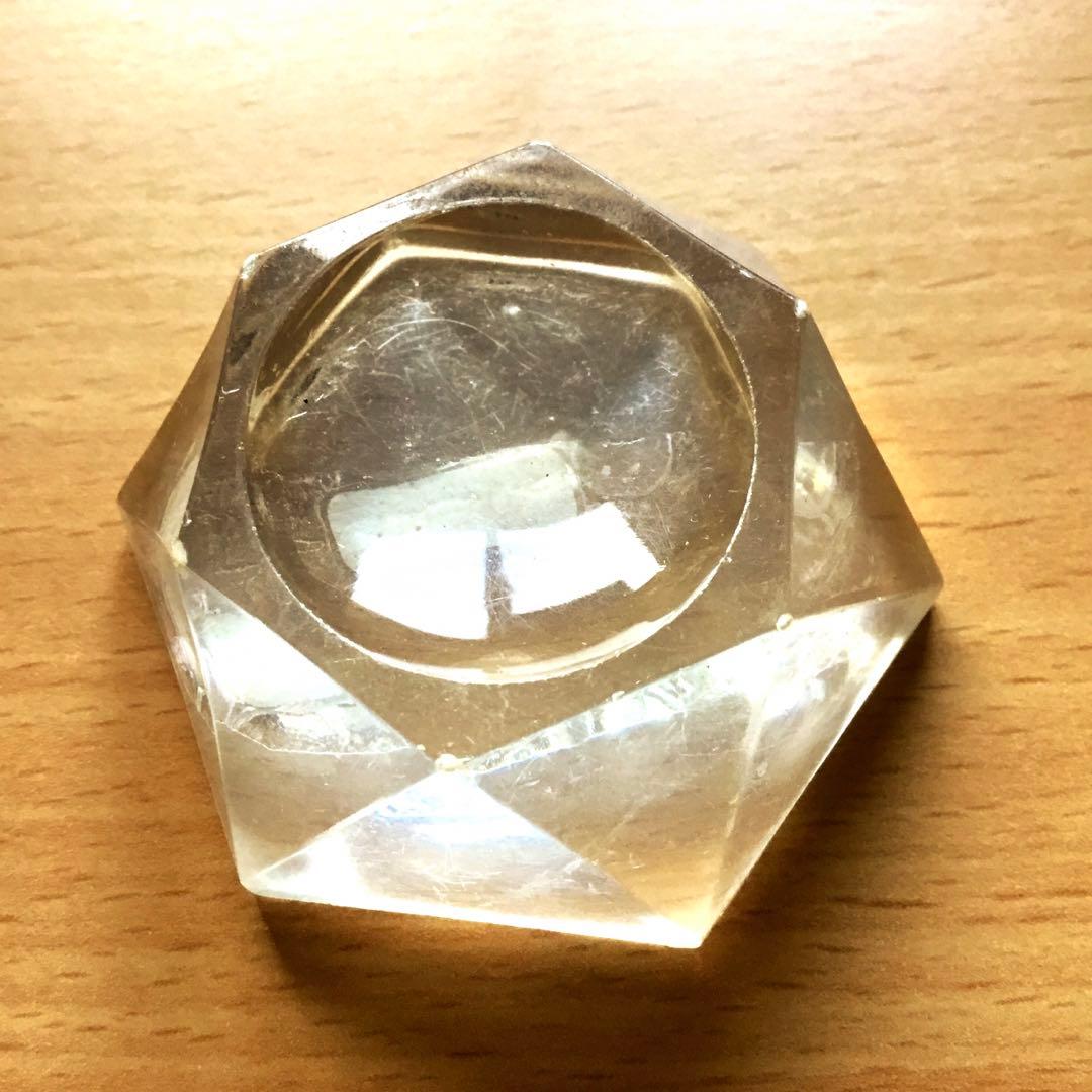 希少針極太いルチルクォーツ丸玉　スフィア原石　透明度抜群　パワーストーン　置物